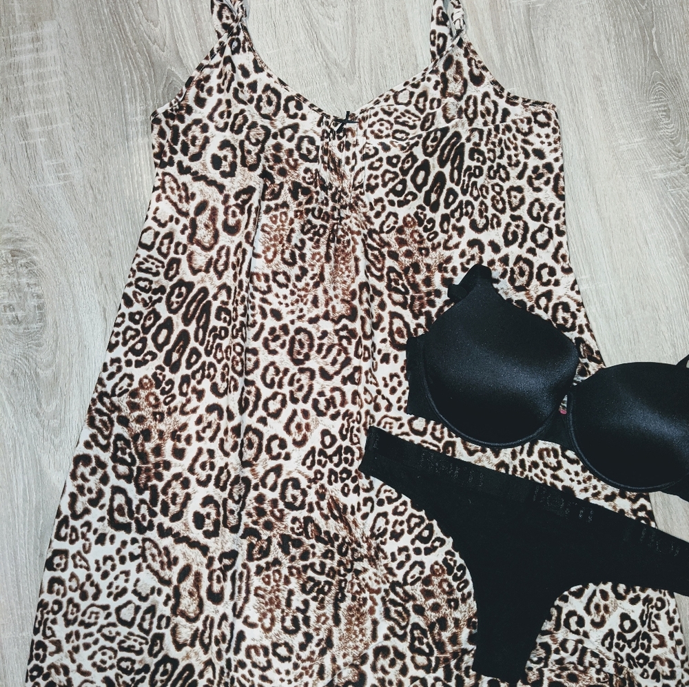 NWOT Night dress